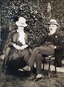 Bartholomew and Emily Robson at their home at Lifford Lodge, Addiscombe – about 1912. © Property of Felicity Fuller (Lang Family) – Emily Lang was a niece of Bartholomew Robson. 